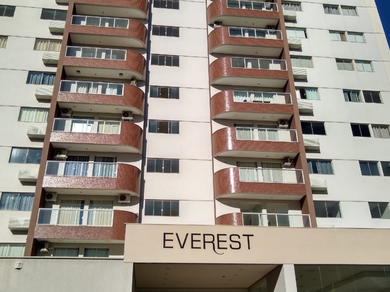 Apartamento Edifício Everest